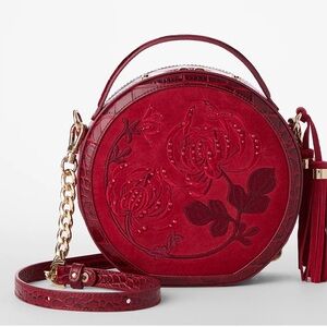 Brahmin Embrace Kirin Lane leather bag NWT. I’m 4 sale. Ask for pictures